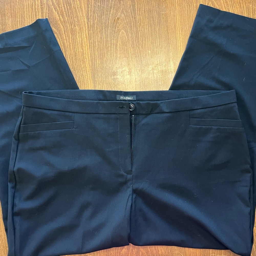 Roz & Ali 18 Women’s Elegant Black Trousers
